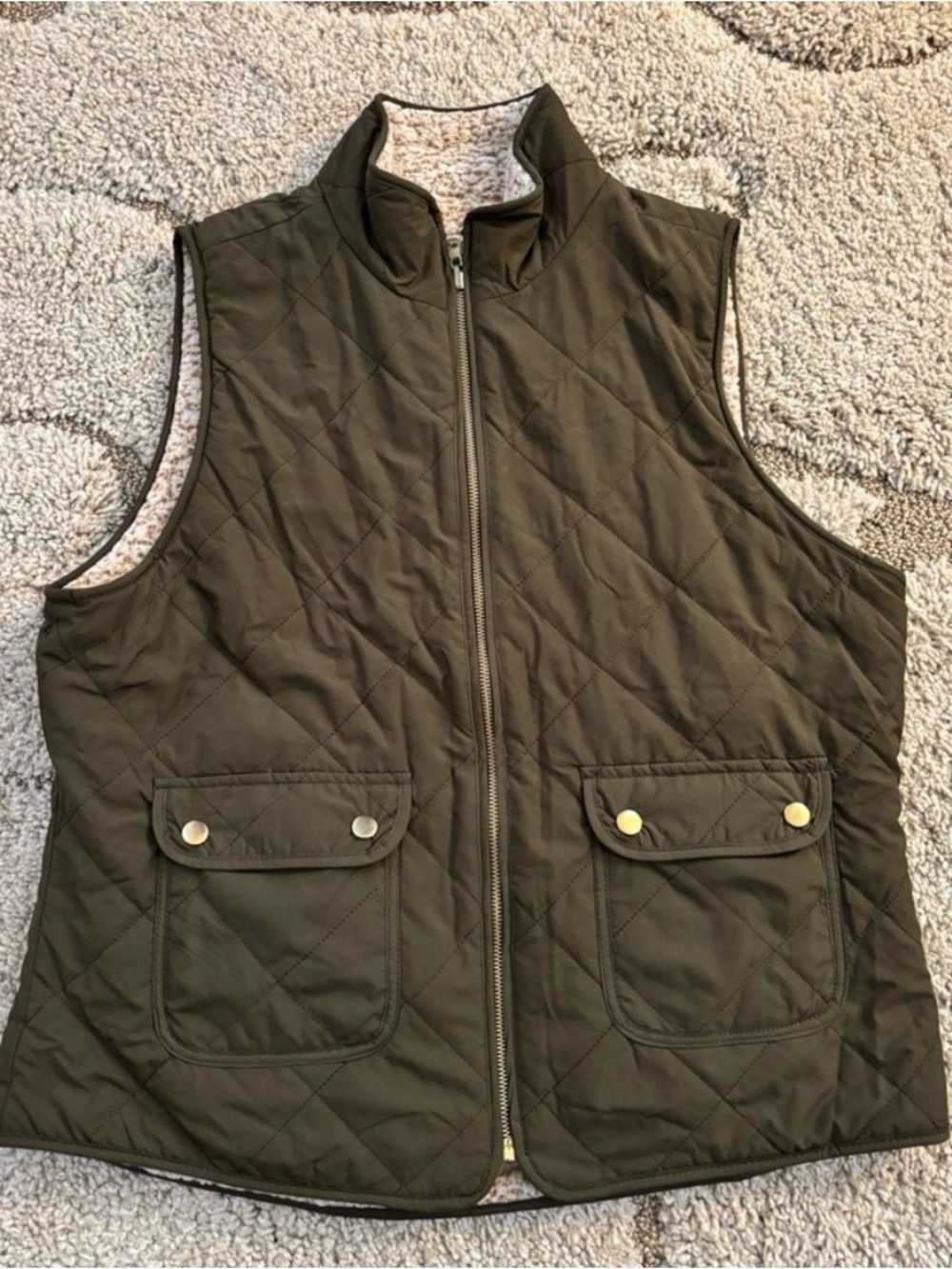 Love Tree Quilted Olive Green Sleeveless Zip Vest